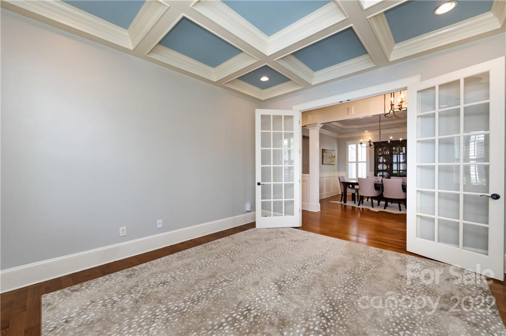 617 Ideal Way Charlotte NC 28203