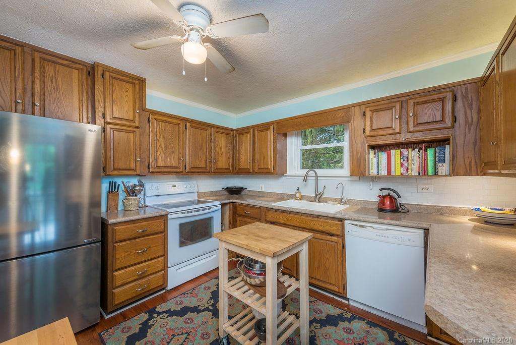 10 Breckenridge Parkway Asheville NC 28804
