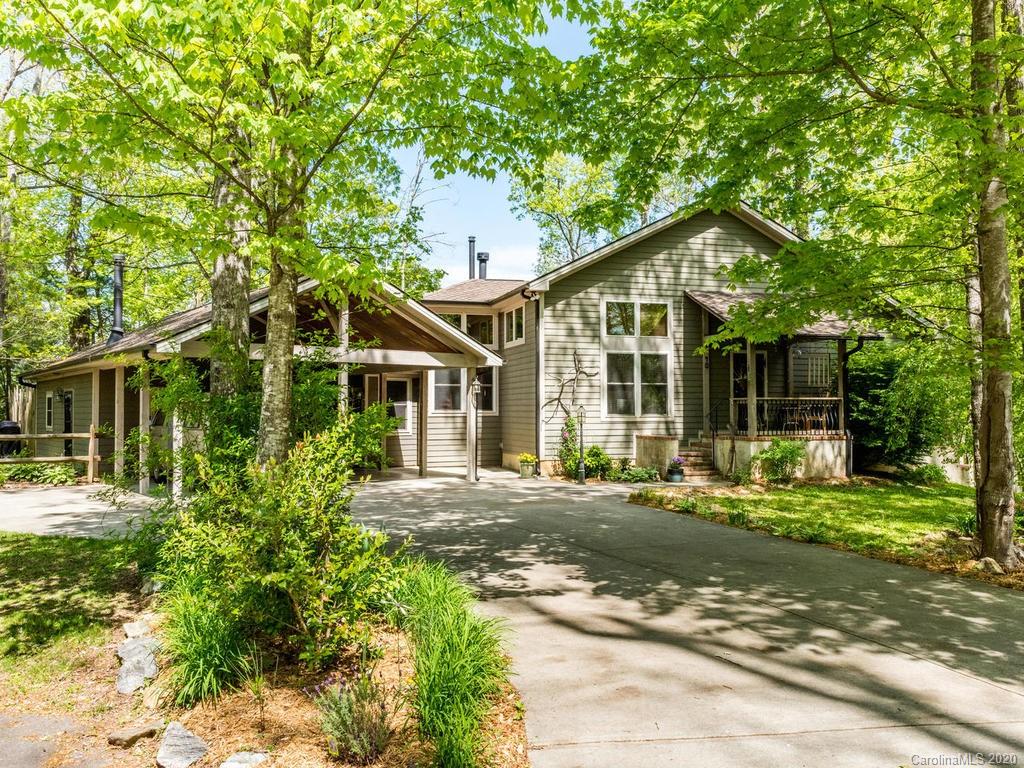 40 Goldenwood Lane Mills River NC 28759
