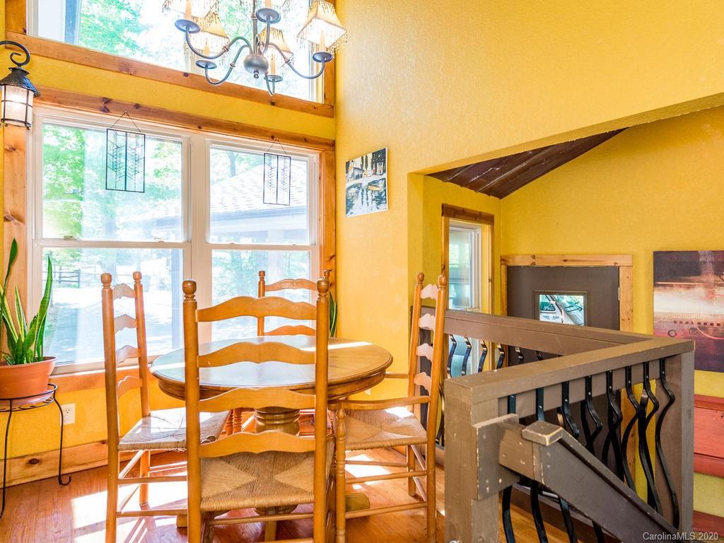 40 Goldenwood Lane Mills River NC 28759