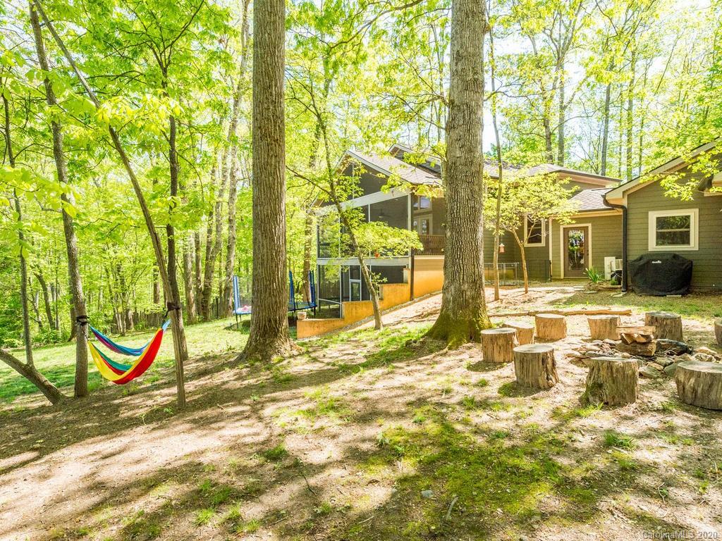 40 Goldenwood Lane Mills River NC 28759