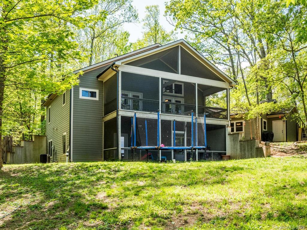 40 Goldenwood Lane Mills River NC 28759