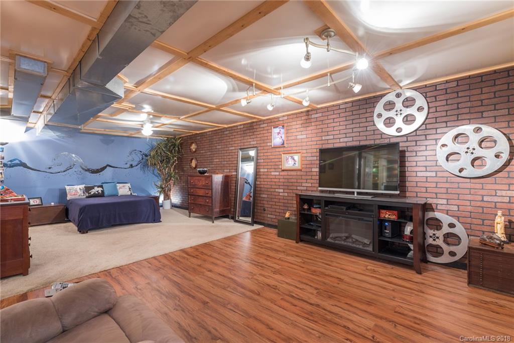 150 Parker Road Asheville NC 28805