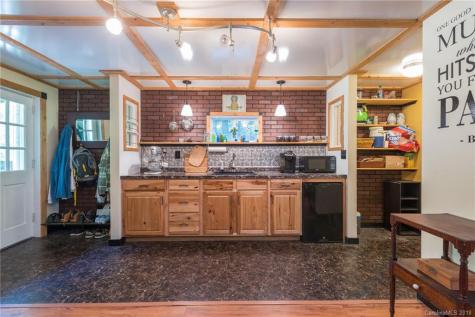 150 Parker Road Asheville NC 28805