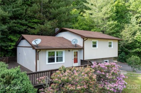 2390 Three Mile Highway Newland NC 28657