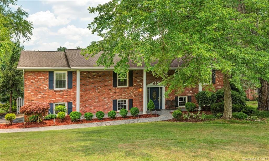 9 Glencliff Road Candler NC 28715