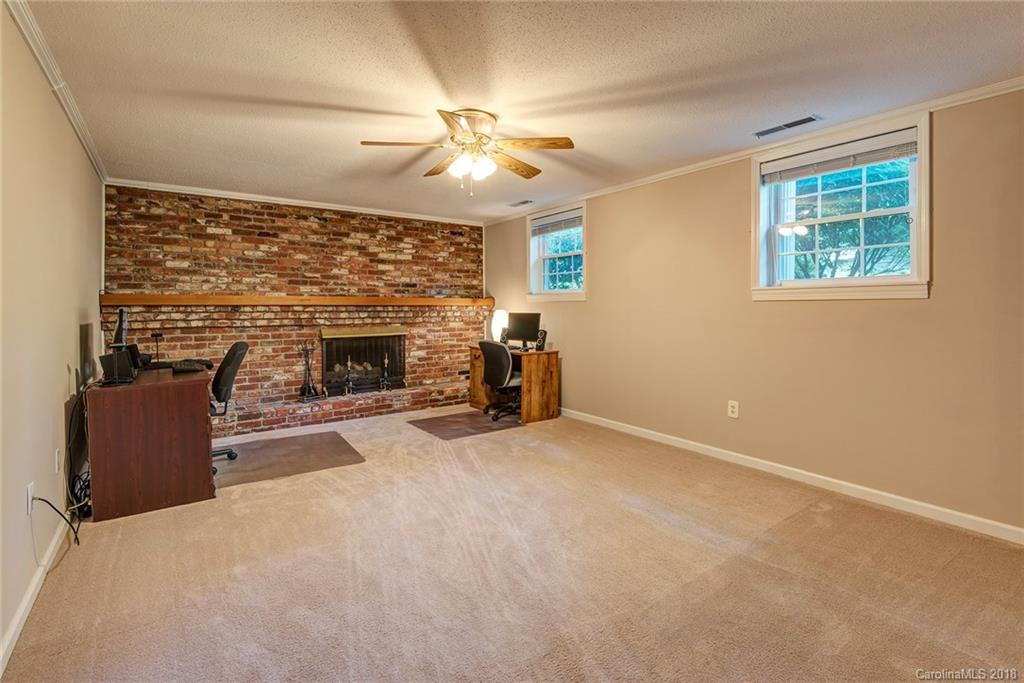 9 Glencliff Road Candler NC 28715