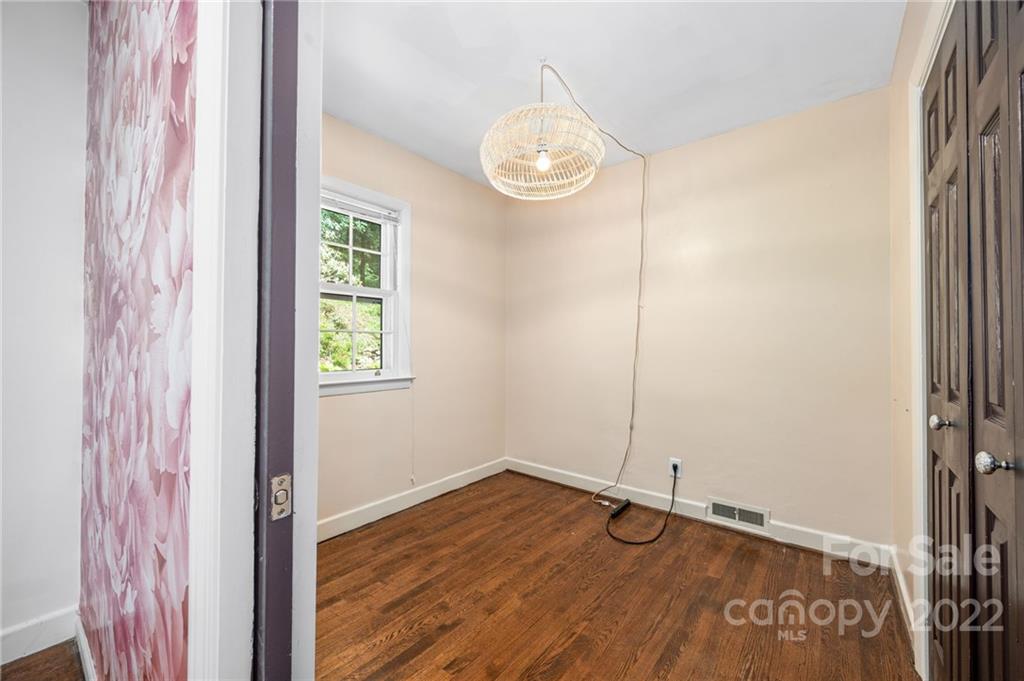 501 Kimberly Avenue Asheville NC 28804