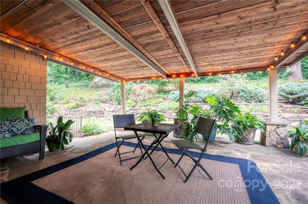 501 Kimberly Avenue Asheville NC 28804