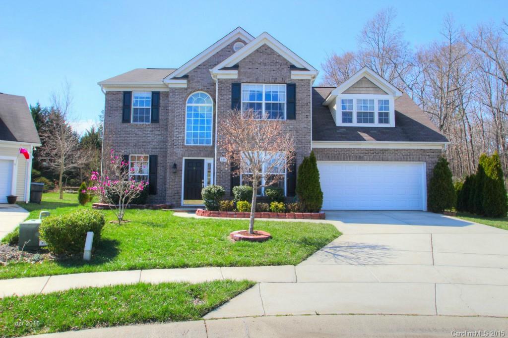3703 Autumn Gold Court Charlotte NC 28278