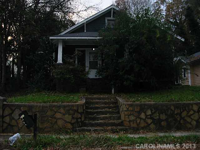 303~~~ N Boyce Street Gastonia NC 28052