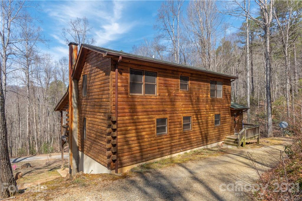 225 Wagon Wheel Way Canton NC 28716