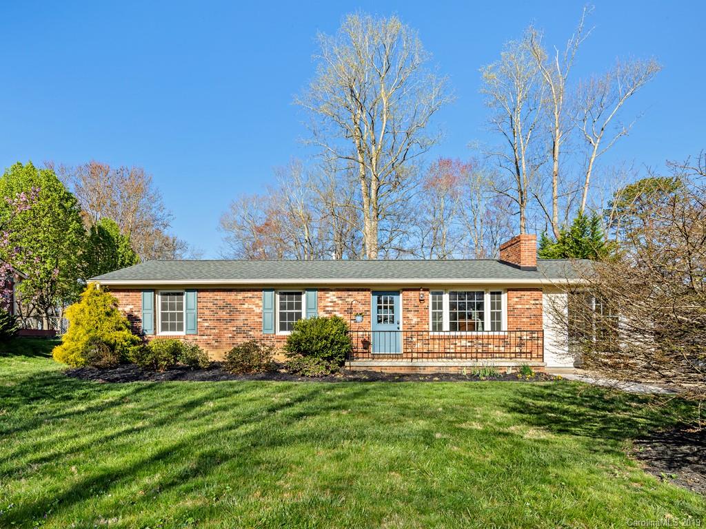 202 Oak Terrace Arden NC 28704