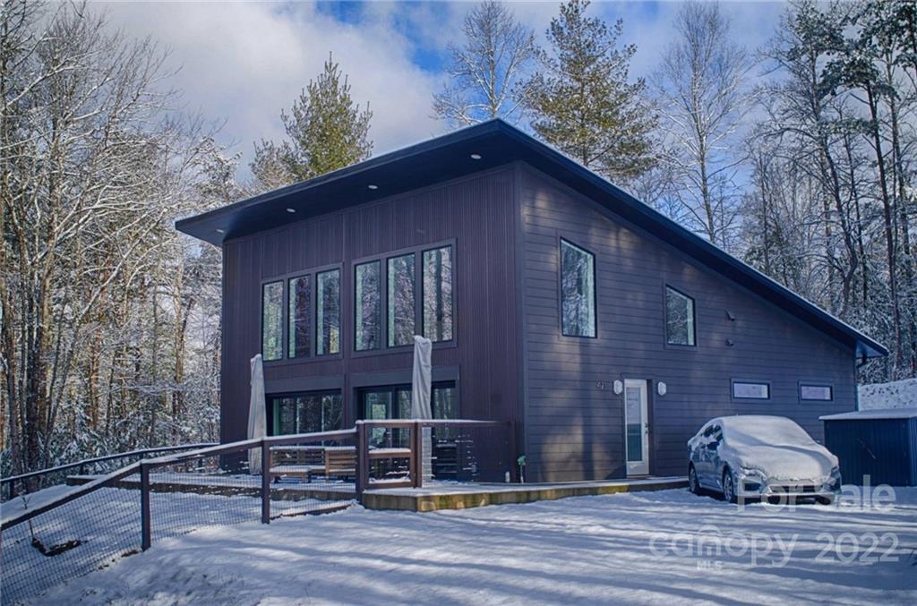 471 Sugar Hollow Road Fairview NC 28730