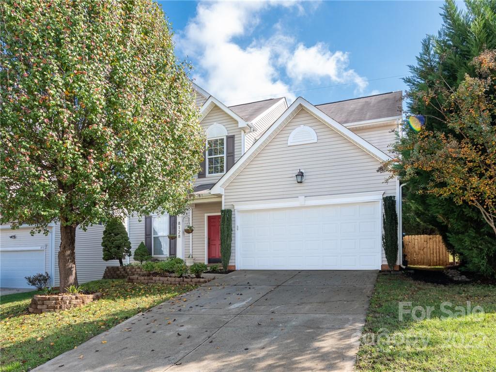 8128 Weeping Fig Lane Charlotte NC 28215