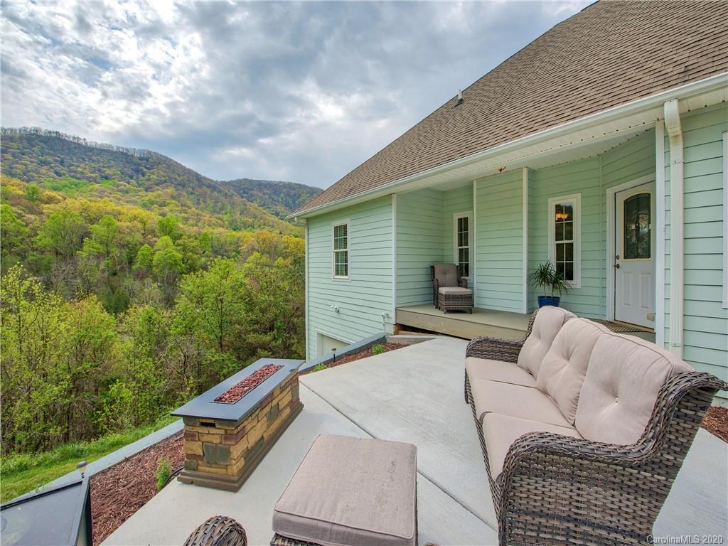 102 Trinity Lane Canton NC 28716