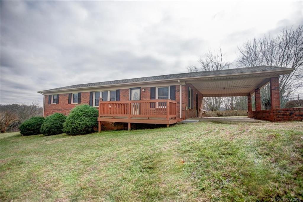 18 Dawn Ridge Drive Leicester NC 28748