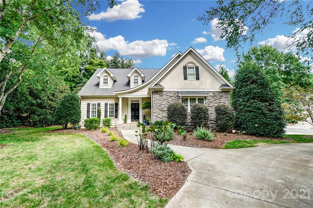 6011 Hunter Lane Matthews NC 28104