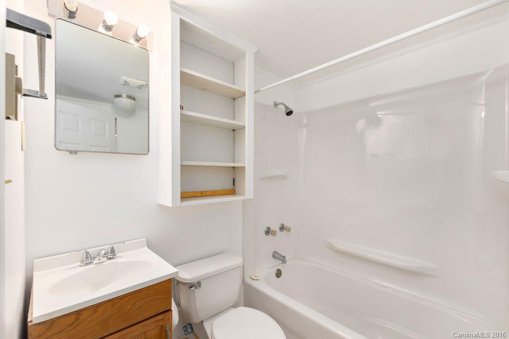 8 Winchester Place Asheville NC 28806