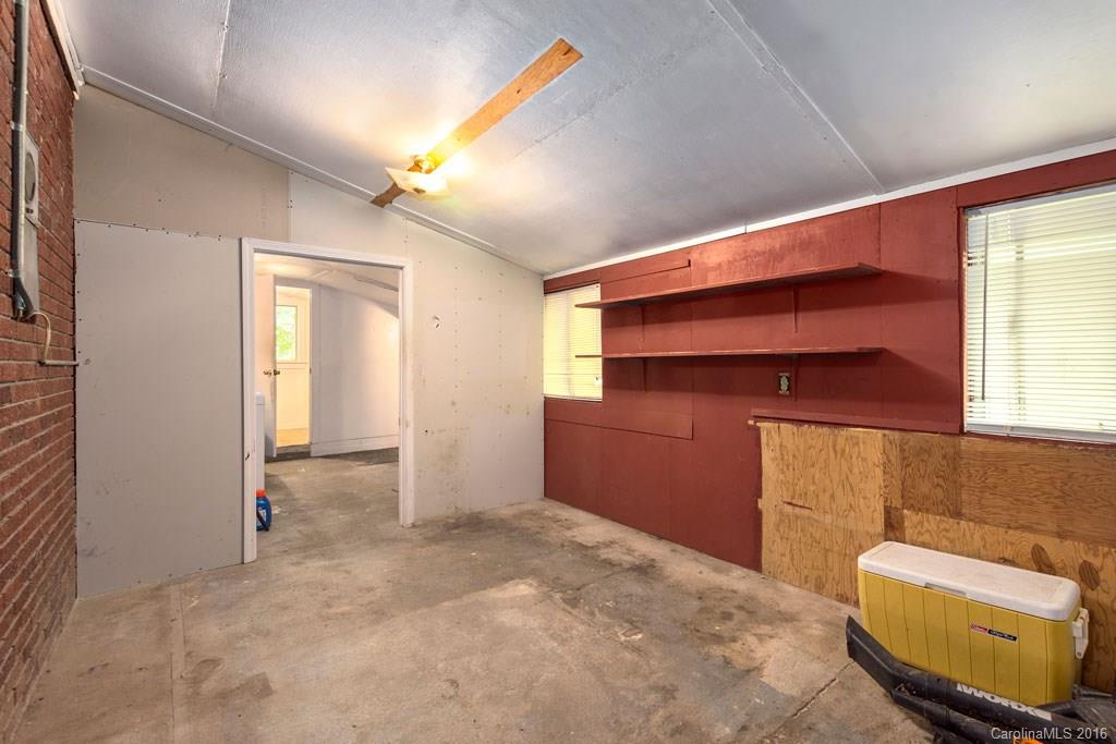 8 Winchester Place Asheville NC 28806