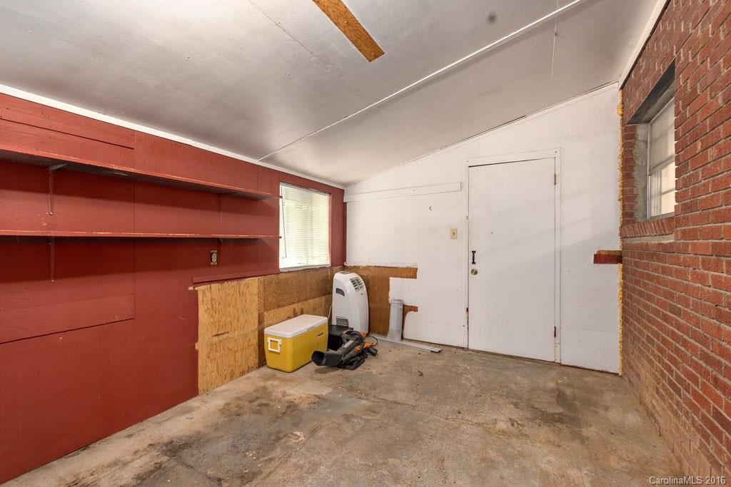 8 Winchester Place Asheville NC 28806