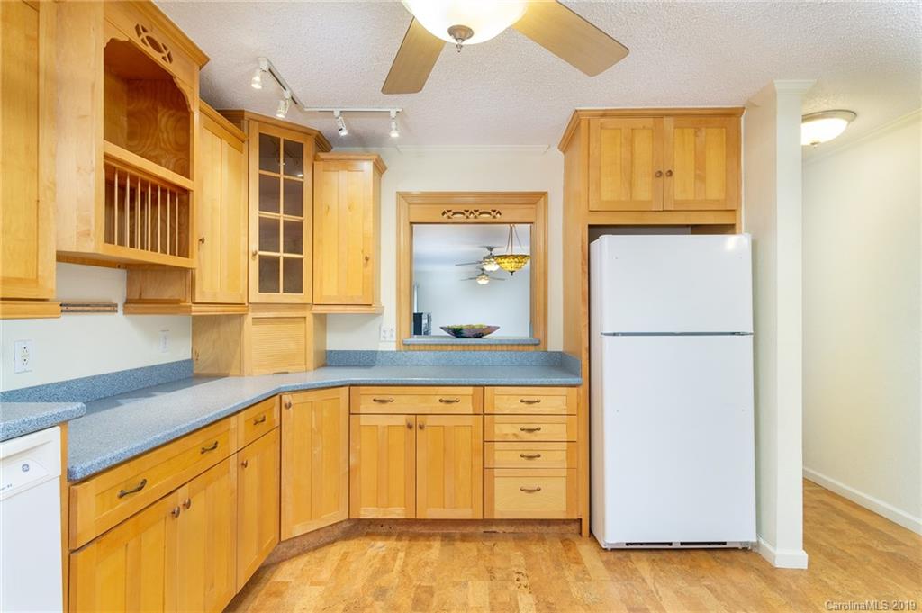 77 Autumn View Drive Burnsville NC 28714