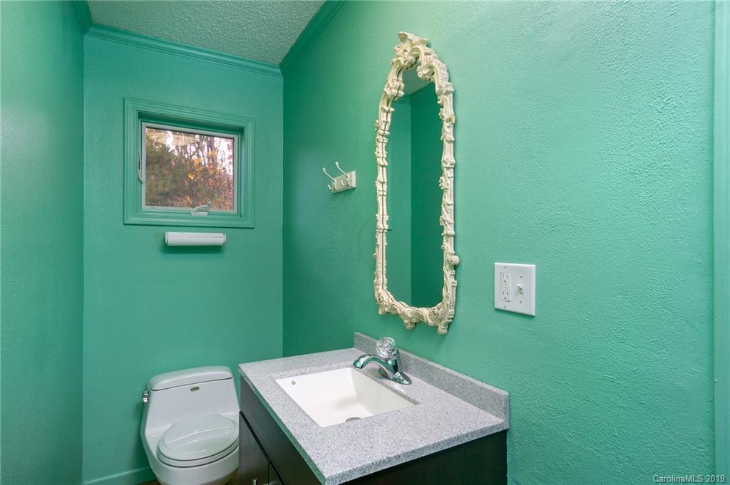77 Autumn View Drive Burnsville NC 28714