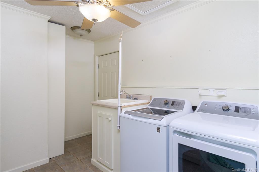 77 Autumn View Drive Burnsville NC 28714