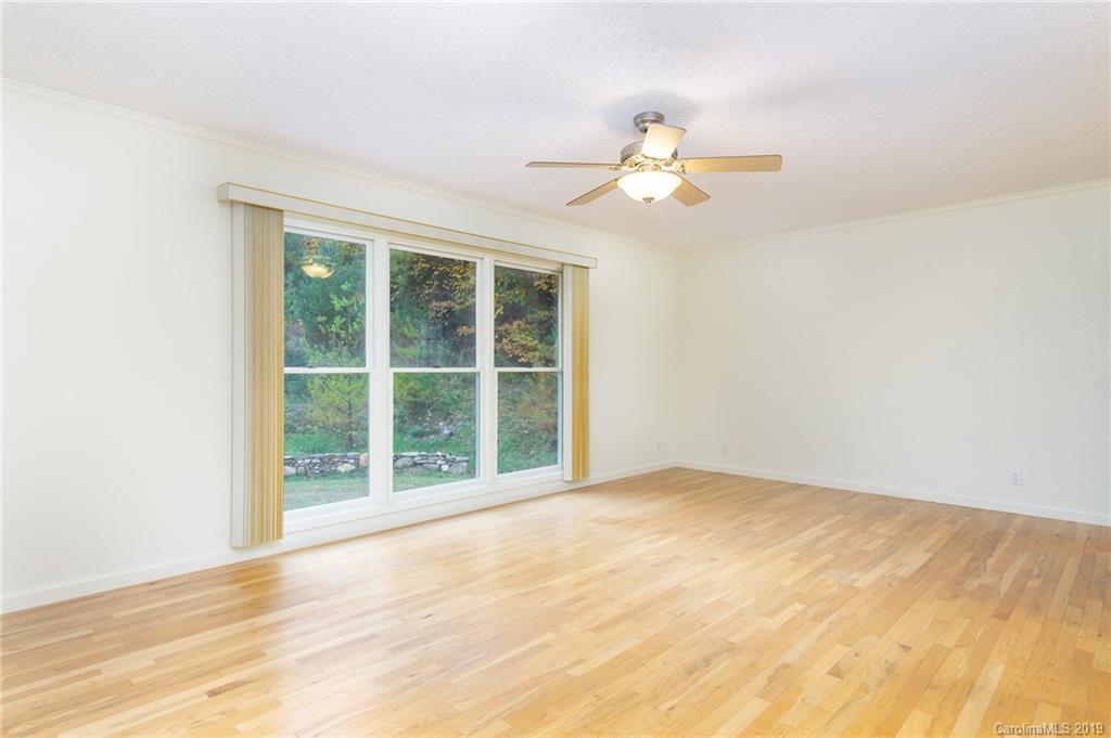 77 Autumn View Drive Burnsville NC 28714