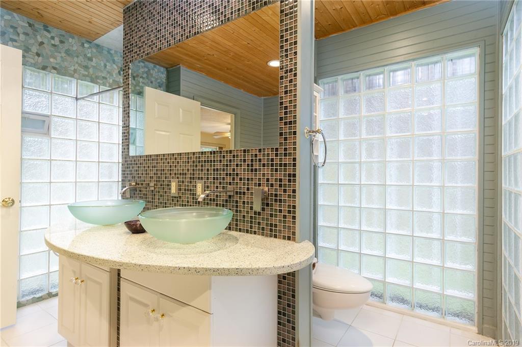 77 Autumn View Drive Burnsville NC 28714