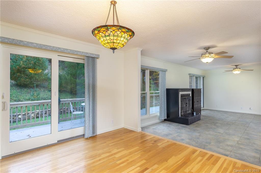 77 Autumn View Drive Burnsville NC 28714