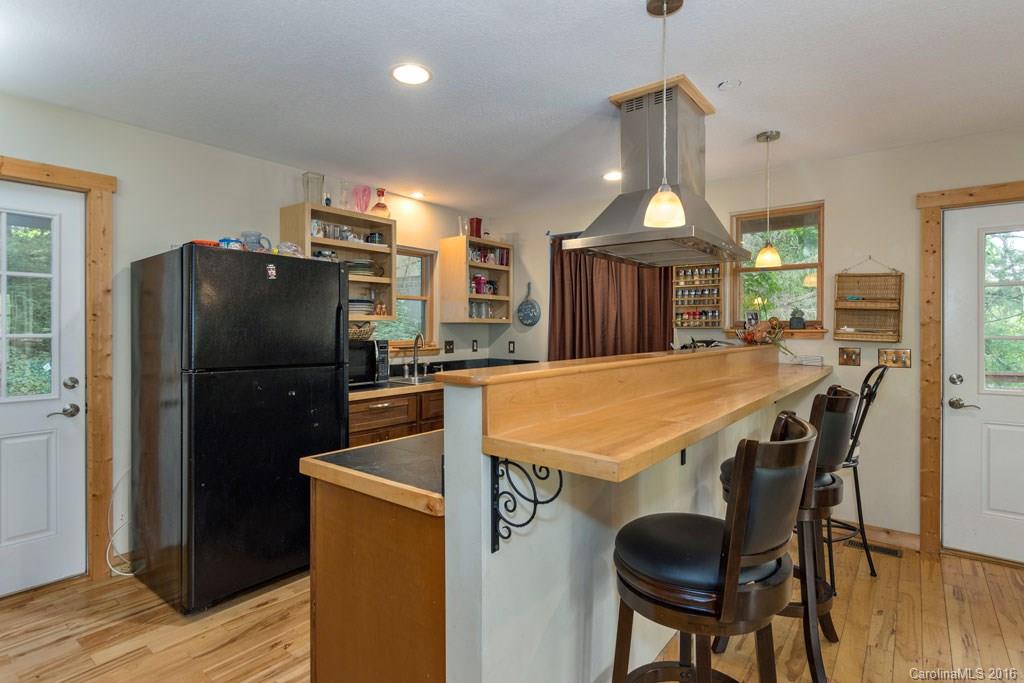 68 Bull Mountain Road Asheville NC 28805