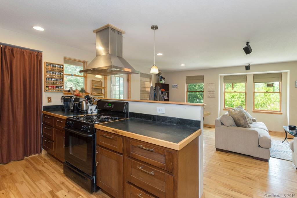 68 Bull Mountain Road Asheville NC 28805
