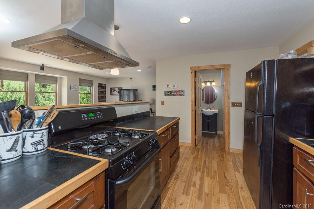 68 Bull Mountain Road Asheville NC 28805