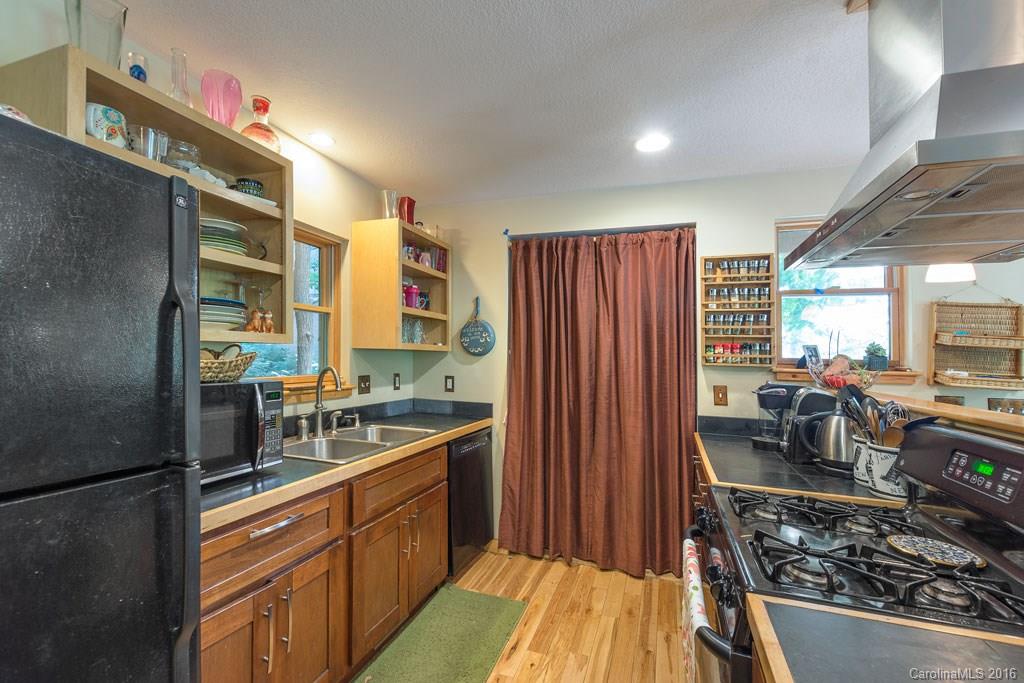 68 Bull Mountain Road Asheville NC 28805