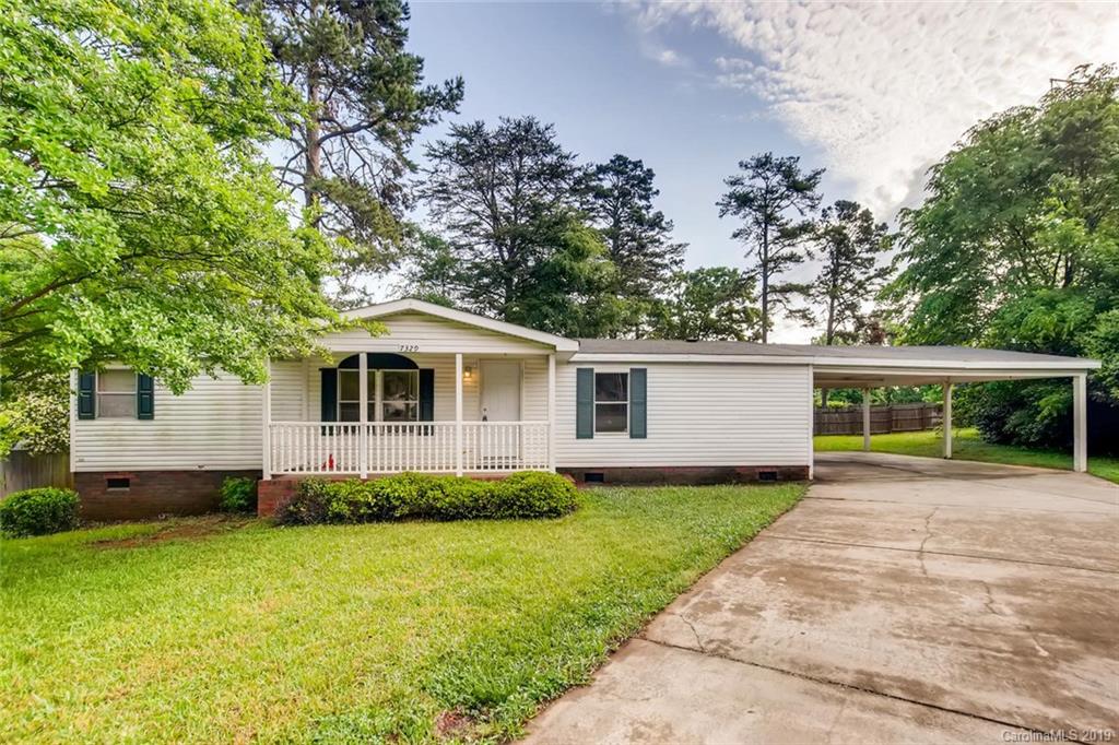 7329 Twillingate Drive Charlotte NC 28215