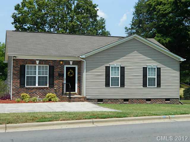 363 N Main Street Mount Holly NC 28120