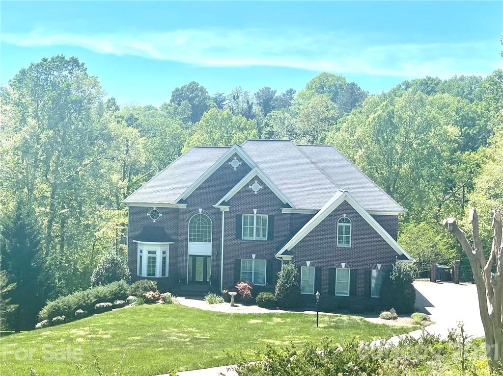 1093 13th Avenue NW Hickory NC 28601