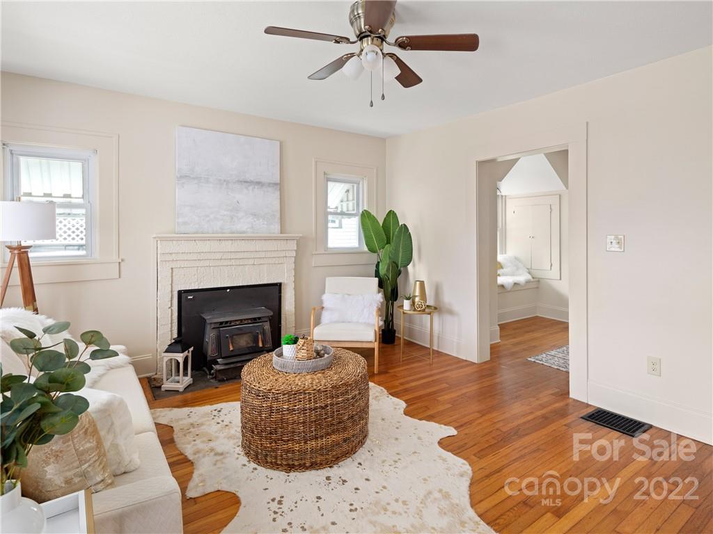 217 Sulphur Springs Road Asheville NC 28806