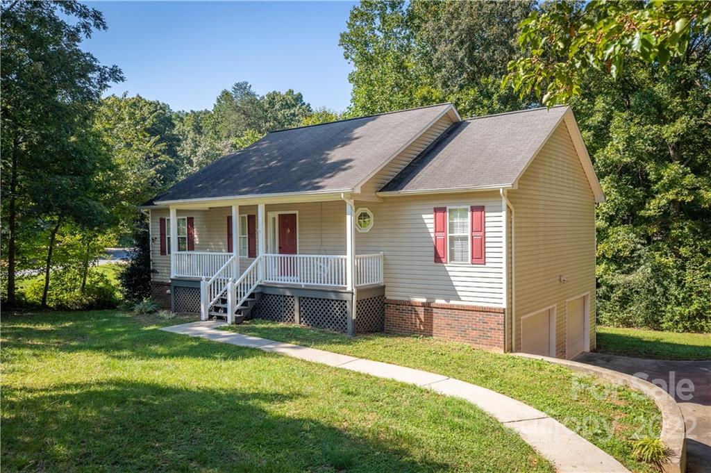 4130 Oak Hollow Drive Morganton NC 28655