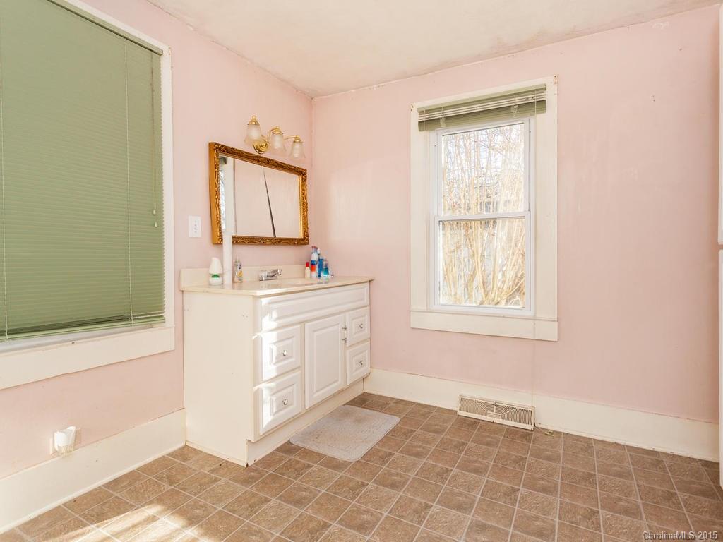 53 Hi Alta Avenue Asheville NC 28806