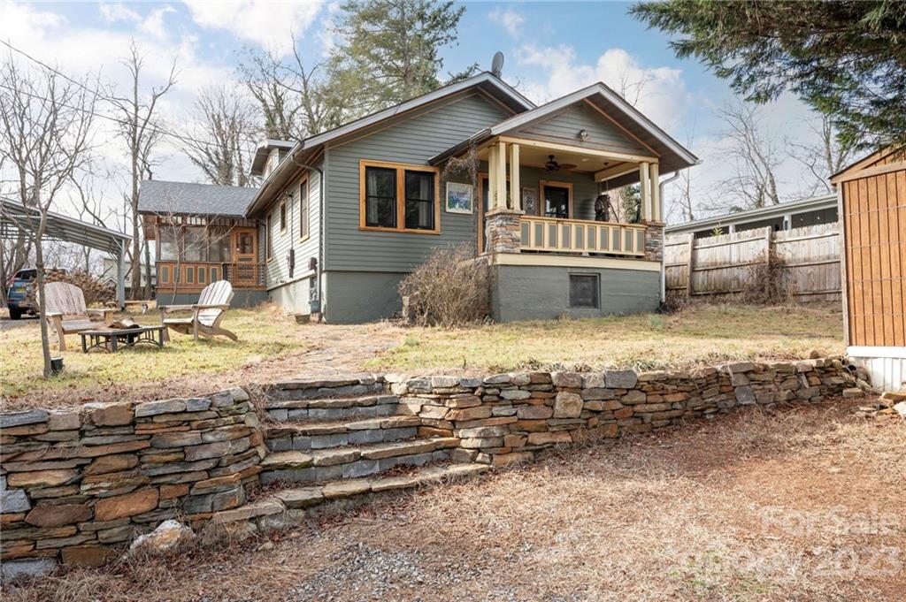 77 1/2 Mount Clare Avenue Asheville NC 28801