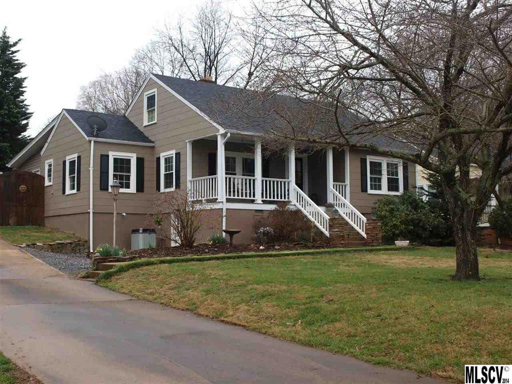 827 6th Avenue NW Hickory NC 28601