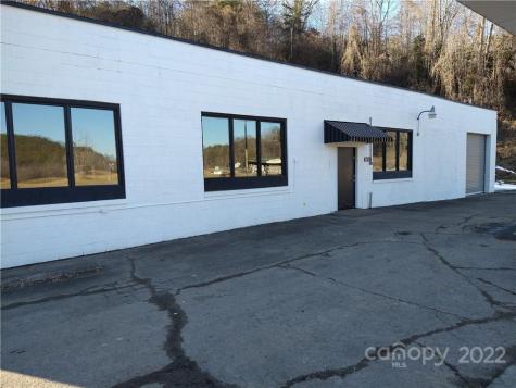 4614 Bat Cave Road Old Fort NC 28762