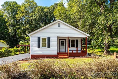 2292 Watts Street Morganton NC 28655