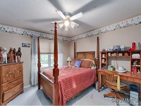 87 Forest Lake Drive Asheville NC 28803