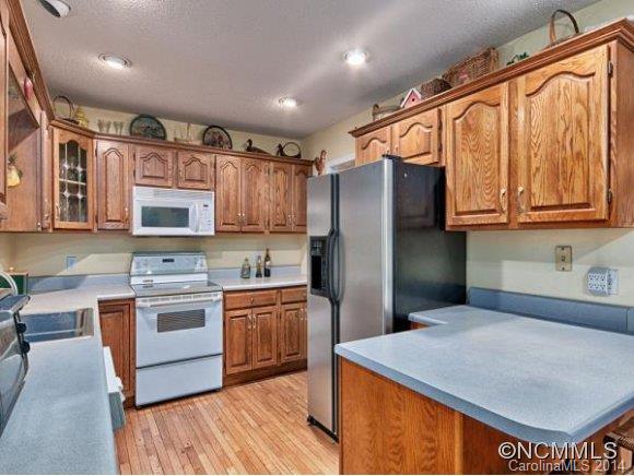 87 Forest Lake Drive Asheville NC 28803