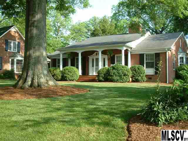 222 5th Avenue NE Hickory NC 28601