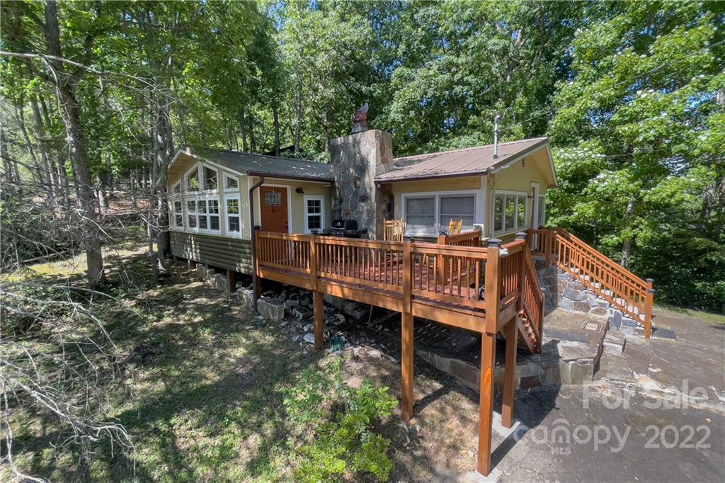 40 Pelohi Cove Road Bryson City NC 28713