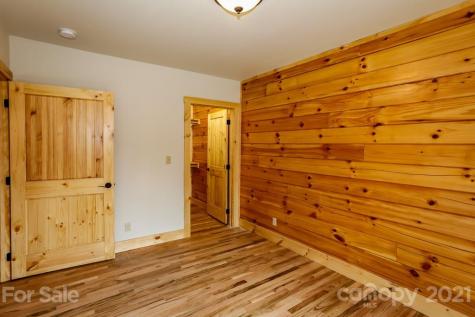 2629 N Clear Creek Road Hendersonville NC 28792